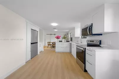 7994 Crespi Blvd #7994, Miami Beach, FL 33141 - Photo 5