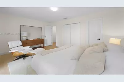 7994 Crespi Blvd #7994, Miami Beach, FL 33141 - Photo 11