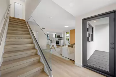 7994 Crespi Blvd #7994, Miami Beach, FL 33141 - Photo 9