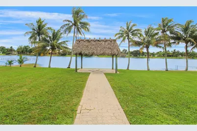 10962 SW 117th St #n/a, Miami, FL 33176 - Photo 5