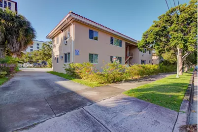 212 Phoenetia Ave #2, Coral Gables, FL 33134 - Photo 1