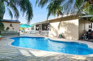 9730 Johnson St, Pembroke Pines, FL 33024 - Photo 15