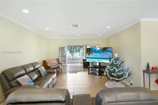 9730 Johnson St, Pembroke Pines, FL 33024 - Photo 47