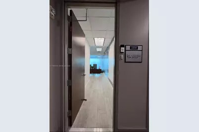 175 SW 7th St #2204, Miami, FL 33130 - Photo 1