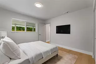1431 NE 117th St, Miami, FL 33161 - Photo 15