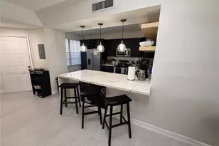 11864 NW 11th St, Pembroke Pines, FL 33026 - Photo 3