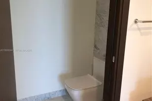 1000 Brickell Plaza, Miami, FL 33131 - Photo 23