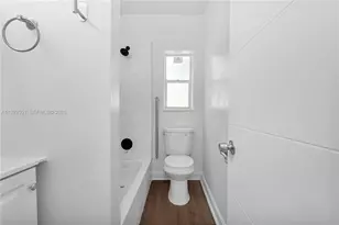 47 NW 49th St, Miami, FL 33127 - Photo 21