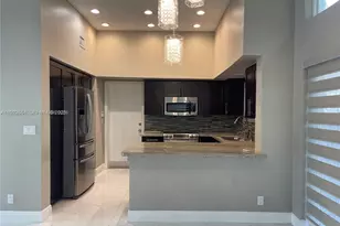 10101 NW 5th St, Plantation, FL 33324 - Photo 5