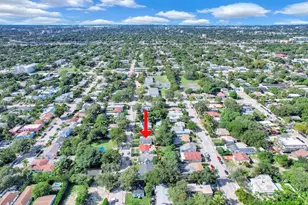 47 NW 49th St, Miami, FL 33127 - Photo 21