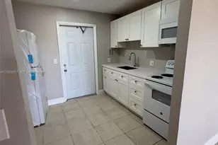 850 E Commercial Blvd, Oakland Park, FL 33334 - Photo 1