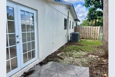 11950 SW 199th St, Miami, FL 33177 - Photo 5