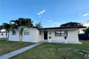 11950 SW 199th St, Miami, FL 33177 - Photo 1