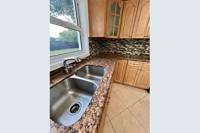 11950 SW 199th St, Miami, FL 33177 - Photo 17