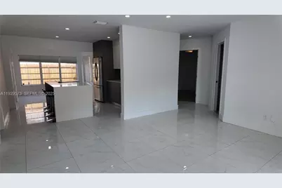 2100 N 57th Way, Hollywood, FL 33021 - Photo 5