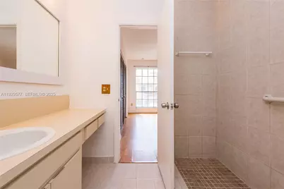 10784 N Kendall Dr #D2, Miami, FL 33176 - Photo 21