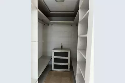 68 SE 6th St #3401, Miami, FL 33131 - Photo 15