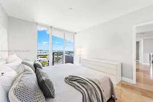 400 Alton Rd, Miami Beach, FL 33139 - Photo 19