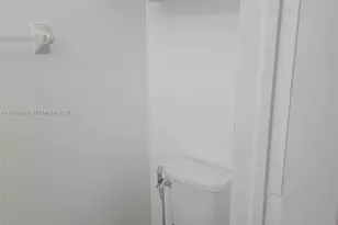 3399 W 90th Terrace, Hialeah, FL 33018 - Photo 19