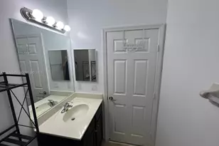 3399 W 90th Terrace, Hialeah, FL 33018 - Photo 15