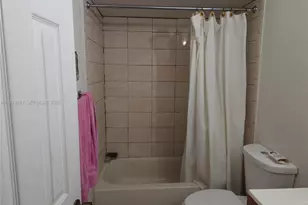 466 NE 210th Cir Terrace, Miami, FL 33179 - Photo 15