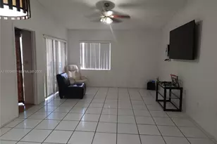 466 NE 210th Cir Terrace, Miami, FL 33179 - Photo 13