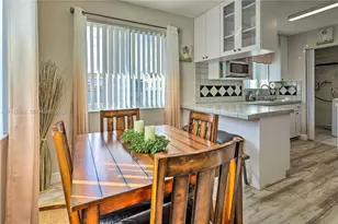 19662 SW 120th Ave, Miami, FL 33177 - Photo 17