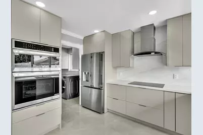 2144 NE 64th St, Fort Lauderdale, FL 33308 - Photo 13