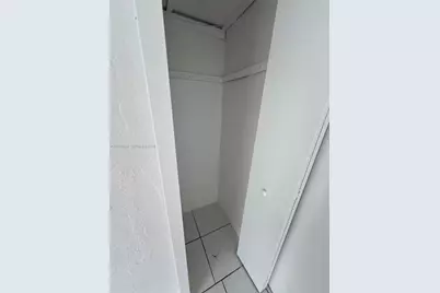 1948 Fillmore #1948 1/2, Hollywood, FL 33020 - Photo 11