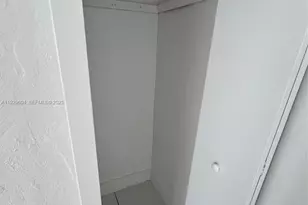 1948 Fillmore, Hollywood, FL 33020 - Photo 11