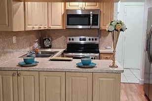 10641 SW 108th Ave, Miami, FL 33176 - Photo 9