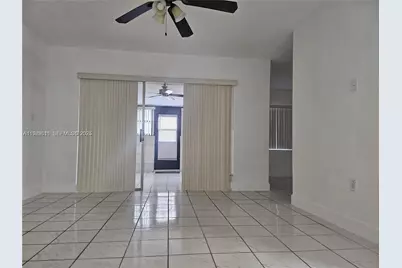 10641 SW 108th Ave #1H, Miami, FL 33176 - Photo 3
