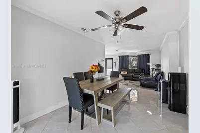4461 NW 6th St, Plantation, FL 33317 - Photo 7