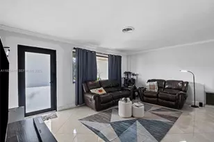 4461 NW 6th St, Plantation, FL 33317 - Photo 5