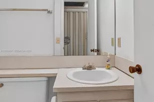 1008 N Farnham N, Deerfield Beach, FL 33442 - Photo 17