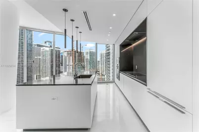300 Biscayne Blvd Way #2507, Miami, FL 33131 - Photo 5