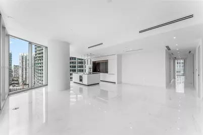 300 Biscayne Blvd Way #2507, Miami, FL 33131 - Photo 3