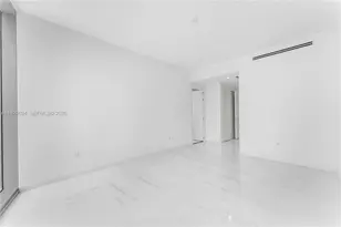 300 Biscayne Blvd Way, Miami, FL 33131 - Photo 13