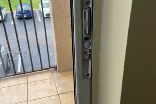 1731 NW 96th Terrace, Pembroke Pines, FL 33024 - Photo 11