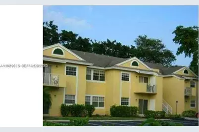 1731 NW 96th Ter #2G, Pembroke Pines, FL 33024 - Photo 1