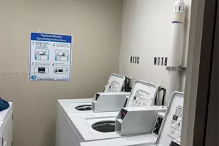 555 NE 15th St, Miami, FL 33132 - Photo 31