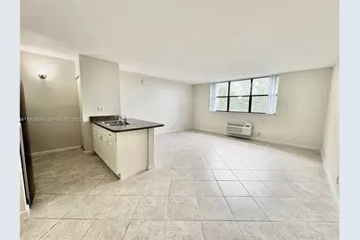 2401 Riverside Dr #518-B, Coral Springs, FL 33065 - Photo 3