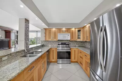 200 Leslie Dr #707, Hallandale Beach, FL 33009 - Photo 5