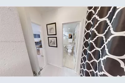 800 West Ave #614, Miami Beach, FL 33139 - Photo 9