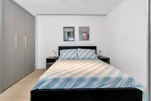 325 Ocean Dr, Miami Beach, FL 33139 - Photo 25