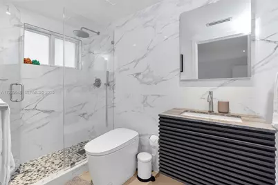 325 Ocean Dr #410, Miami Beach, FL 33139 - Photo 17