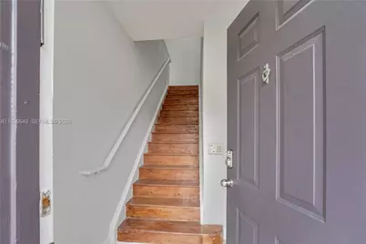 10288 Fox Trail Rd S #302, Royal Palm Beach, FL 33411 - Photo 7