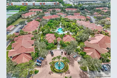 10288 Fox Trail Rd S #302, Royal Palm Beach, FL 33411 - Photo 5