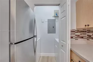 10288 Fox Trail Rd S, Royal Palm Beach, FL 33411 - Photo 19