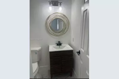 3085 NW 51st St, Miami, FL 33142 - Photo 13